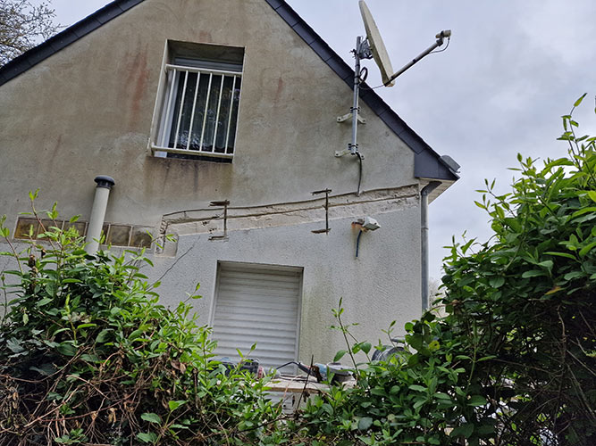 Reprise de Fissures en façade Saint André des Eaux 44